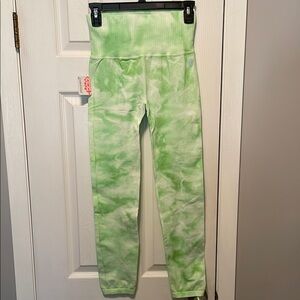 Green Tie-Dye Women’s Leggings. Size M/L Free People